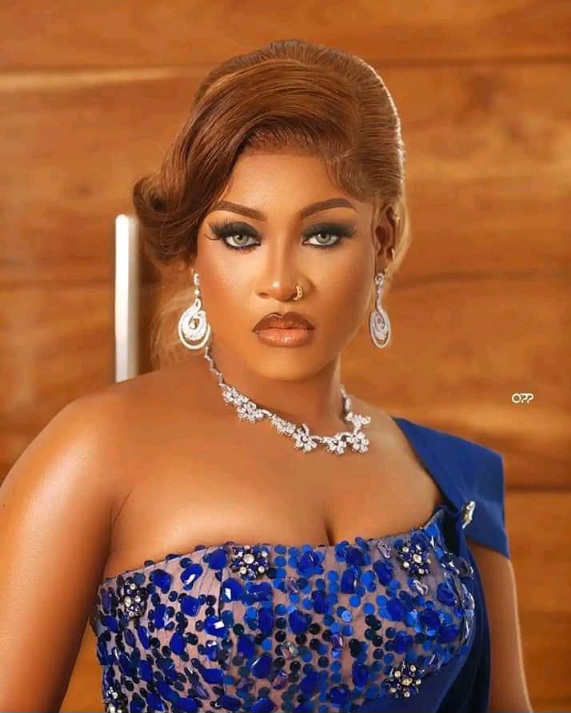 I'm fighting internal battles bigger than me, Phyna cries out